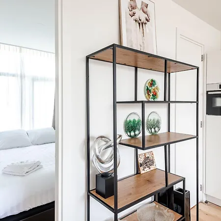The Shell 42 Apartment