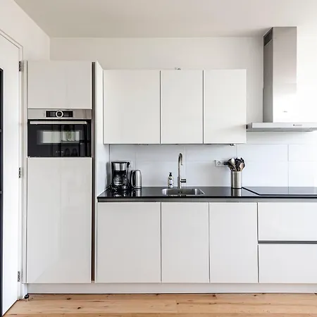 The Shell 42 Apartment